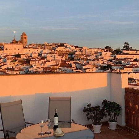 ヘレス・デ・ロス・カバジェロスBuhardilla Rustica Mirando A Santa Catalinaアパートメント エクステリア 写真