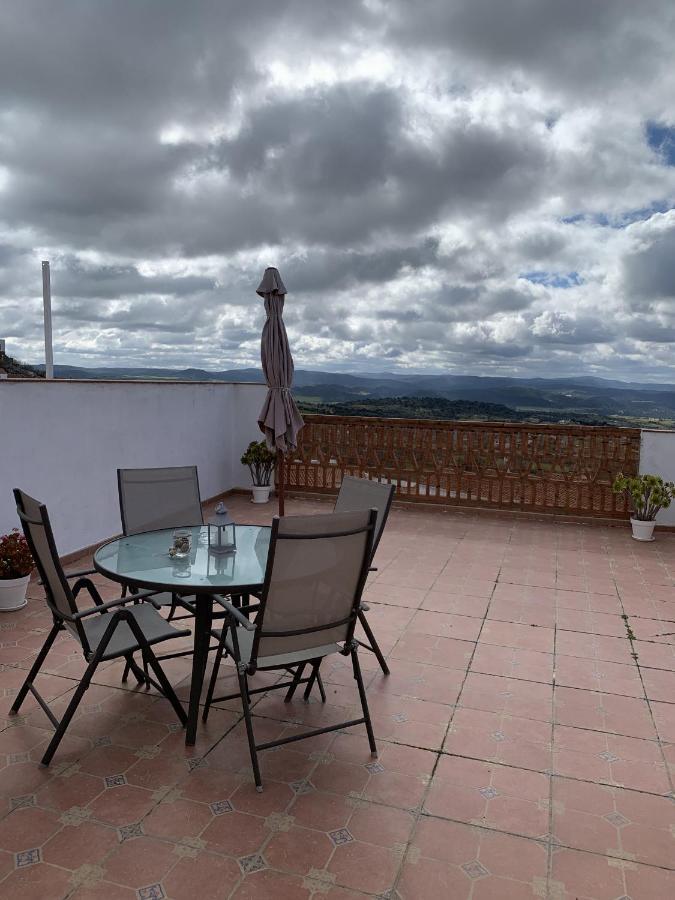 ヘレス・デ・ロス・カバジェロスBuhardilla Rustica Mirando A Santa Catalinaアパートメント エクステリア 写真
